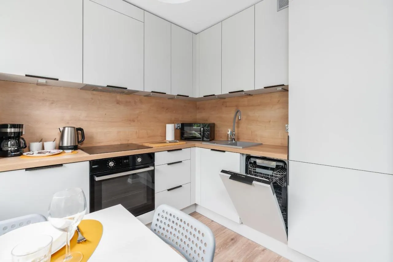 Green View Apartment With Balcony Winogrady By Noclegi Renters Poznań